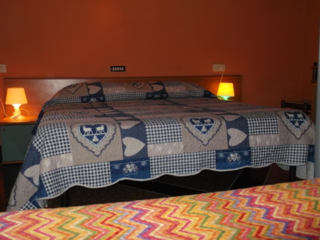 Albergo Caprile Uscio Habitación foto